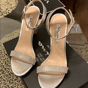 Nina sandals